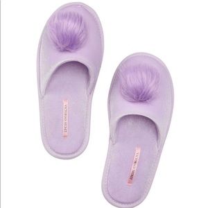 Victoria’s Secret Pom Pom slippers